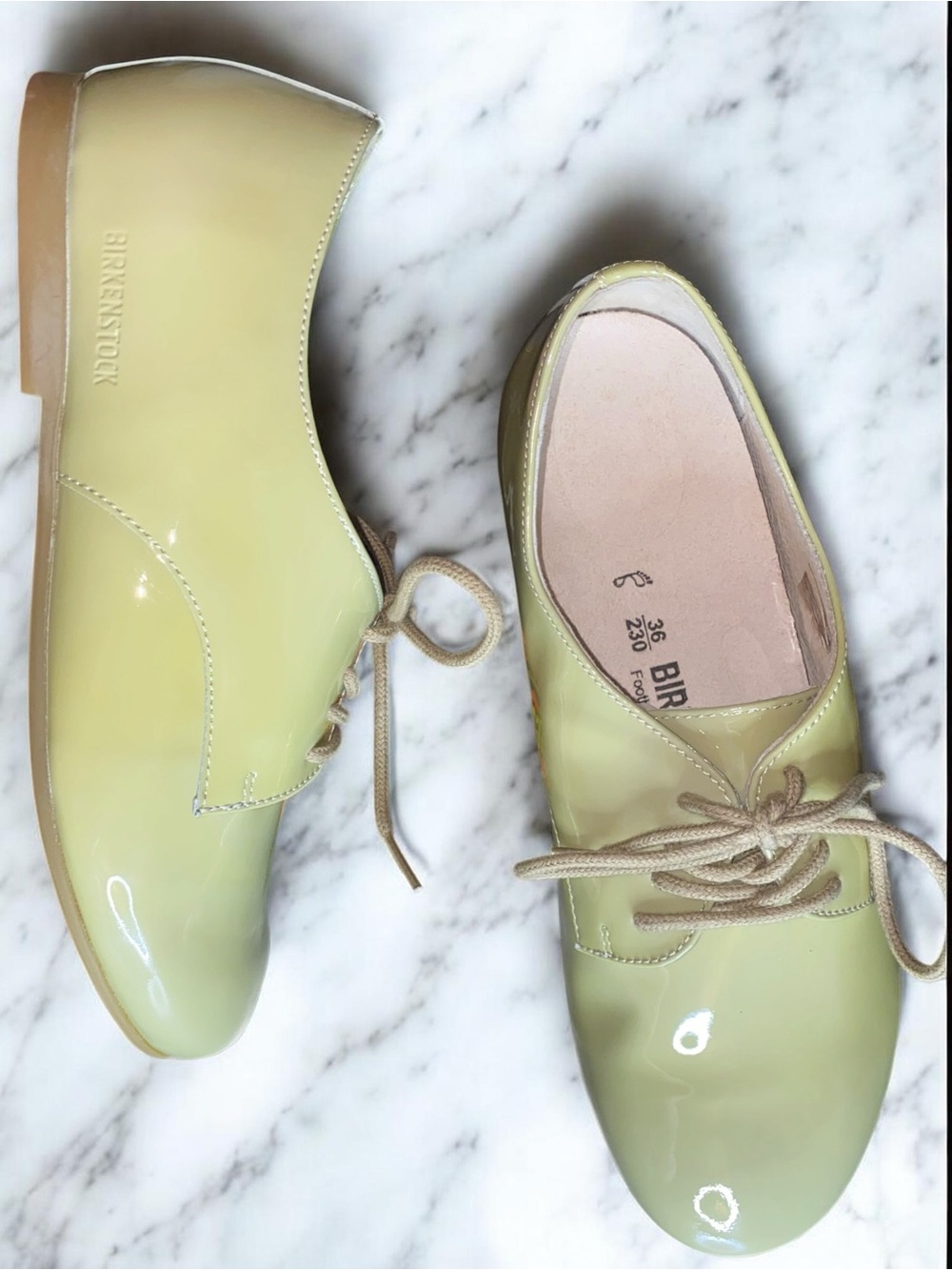 Birkenstock Saunders cloud patent leather Oxford shoes sz 5.5